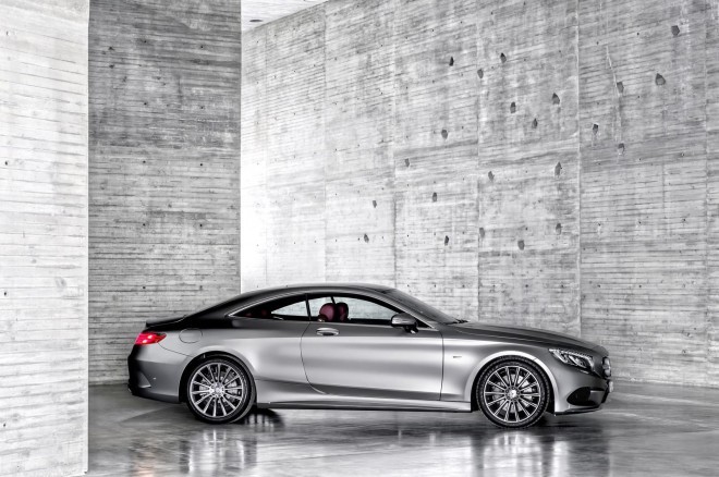 Een onvergetelijk silhouet van traditie met een voorproefje van de toekomst // De nieuwe Mercedes-Benz S-Klasse