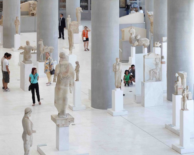 Múzeá v Aténach nám ponúkajú pohľad na základy európskej kultúry.