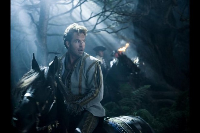 Chris Pine v vlogi Pepelkinega princa