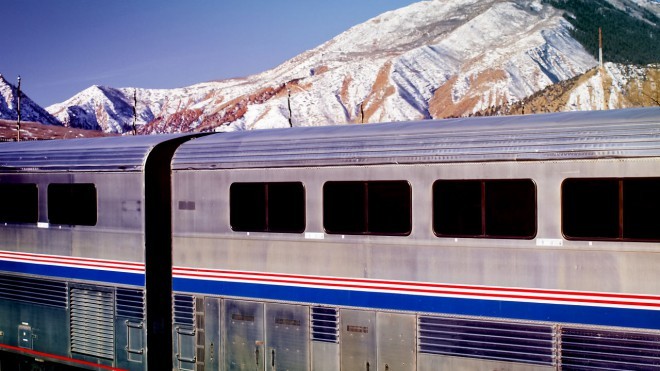 Amtrak -  pisatelji si lahko zagotovijo brezplačno vožnjo. 