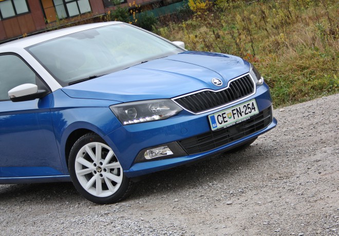 The front part of the Fabia is typical of this brand and resembles both the Octavia and the Rapida Spaceback, which (due to small differences in price) is considered the biggest competitor in addition to the VW Pole.