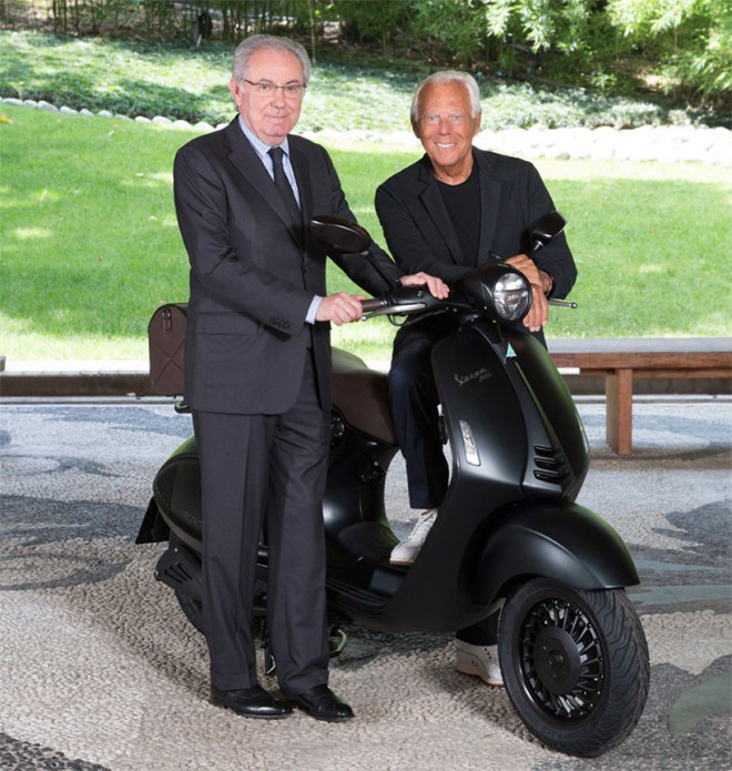Giorgio Armani zelf en Piaggio-CEO Roberto Colaninno.