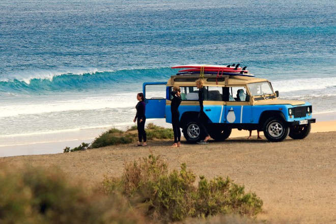 Manawai surf šola je našla svoj kotiček na otoku sonca, vetra in neskončnih peščenih plaž - na otoku Fuerteventura.