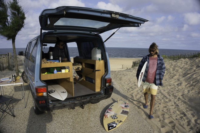 Un furgone da surf può essere un vero e proprio piccolo appartamento.