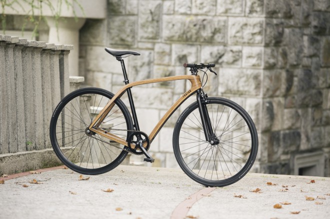 Tratar Bikes - elegantna lesena mestna kolesa.