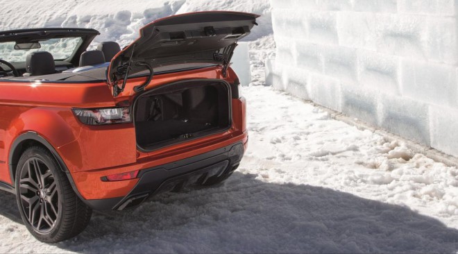 Range Rover Evoque Convertible ponuja tudi precej prtljažnega prostora.