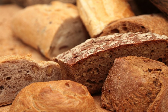 Kupujte kruh od cjelovitih žitarica