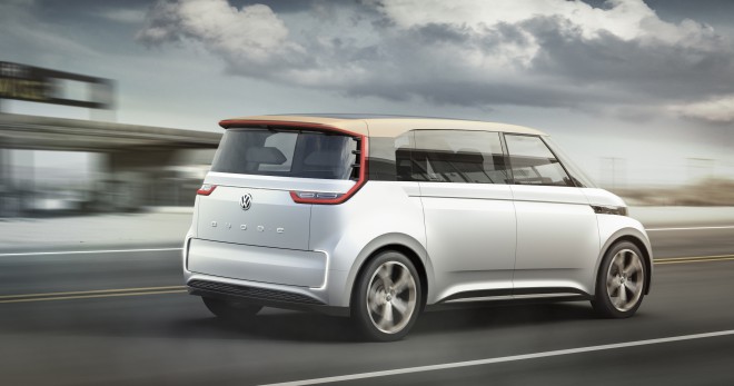 Volkswagen s kombijem Budd-e na ogled postavlja prihodnost električnih vozil in povezljivosti.