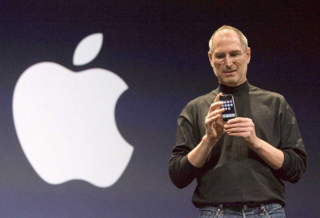 Steve Jobs je nevedoč začel navidezno resničnost 2.0