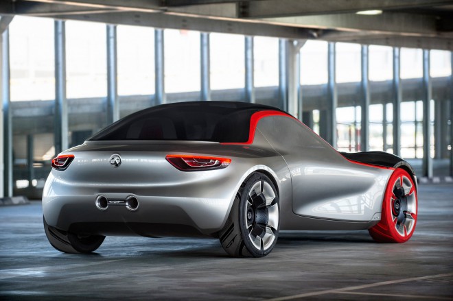 Opel GT Concept se bo marca predstavil v Ženevi.