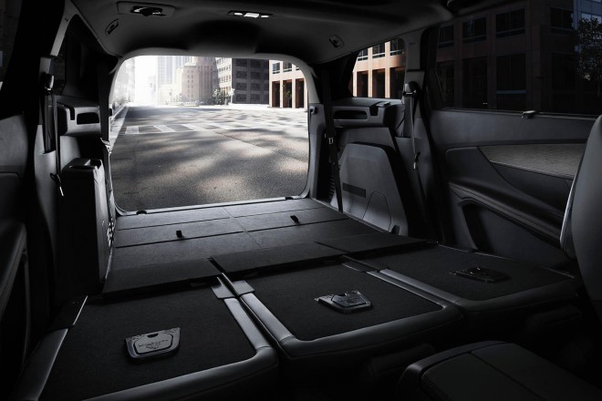 Novi Peugeot 5008 ima serijsko sedem sedežev.