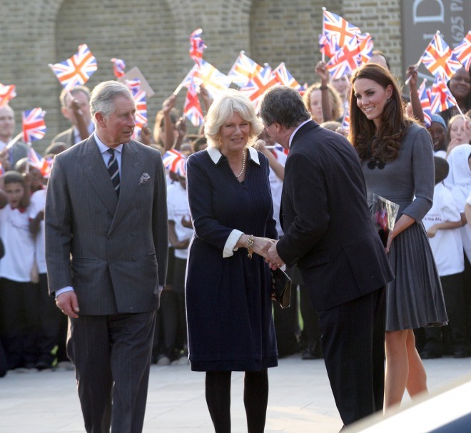 Księżna Kate pozostaje w centrum uwagi.