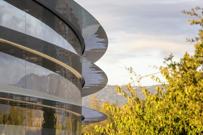 La nuova sede Apple inizierà ad accogliere i primi dipendenti nell'aprile 2017.