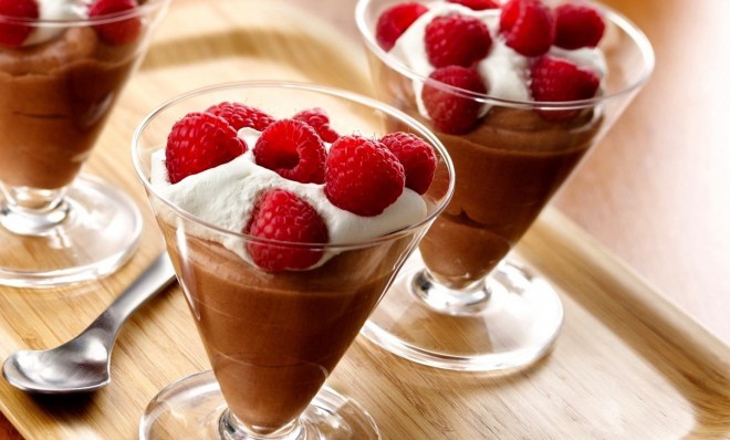ビーガンチョコレートムースで甘さをお楽しみください。 