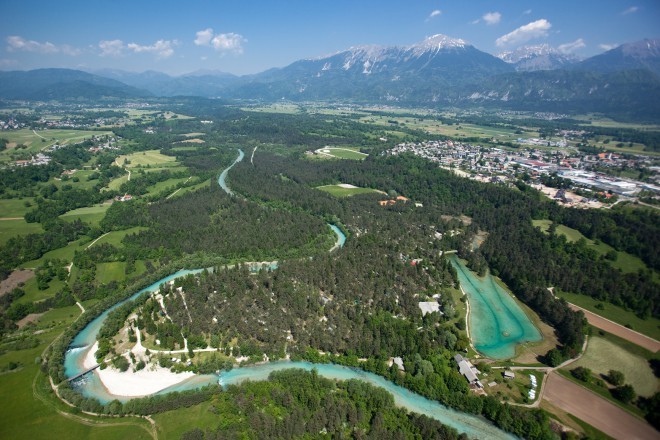 Het natuurlijke zwembad in het Šobec-kamp zal u aangenaam afkoelen. 