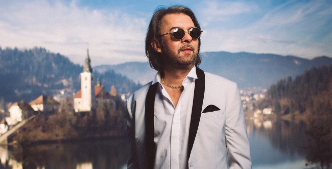 KONCERT: Na božičnem koncertu v Stožicah nas bo zabaval 'balkanski šarlatan' Magnifico.