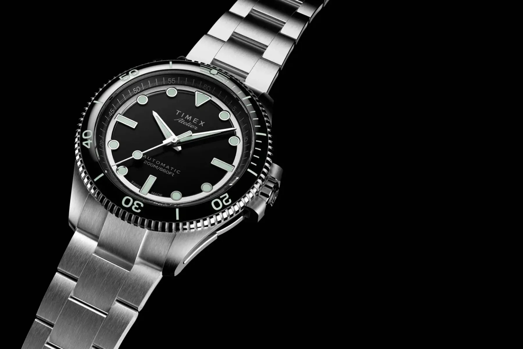 1.000 € za Timex: Timex Atelier Marine M1A je potapljaška ura, ki dokazuje, da Timex zmore več kot poceni ure