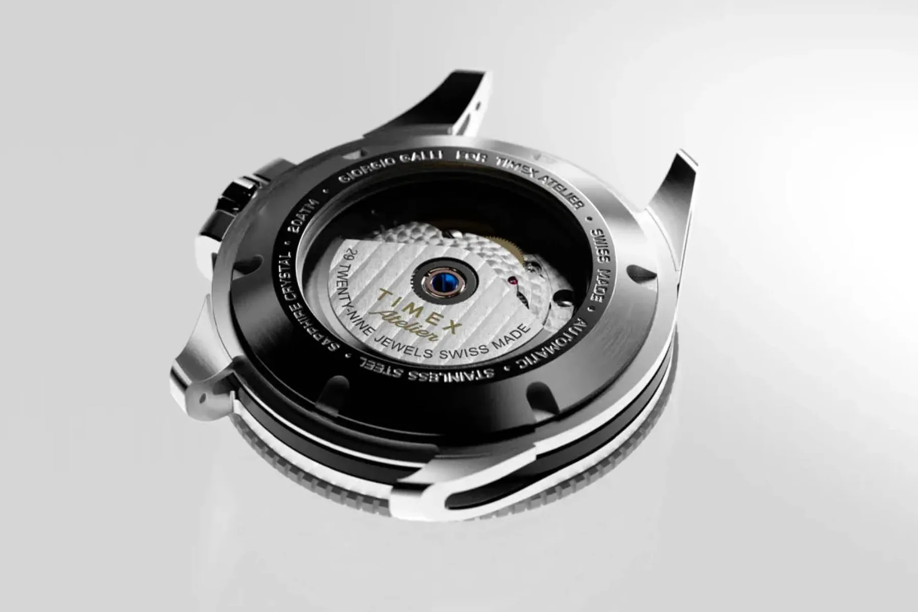 1.000 € za Timex: Timex Atelier Marine M1A je potapljaška ura, ki dokazuje, da Timex zmore več kot poceni ure