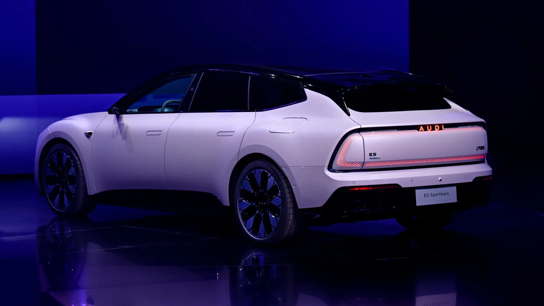 10 avtomobilov Auto Shanghai 2025, zaradi katerih je Šanghaj postal avtomobilski Disneyland