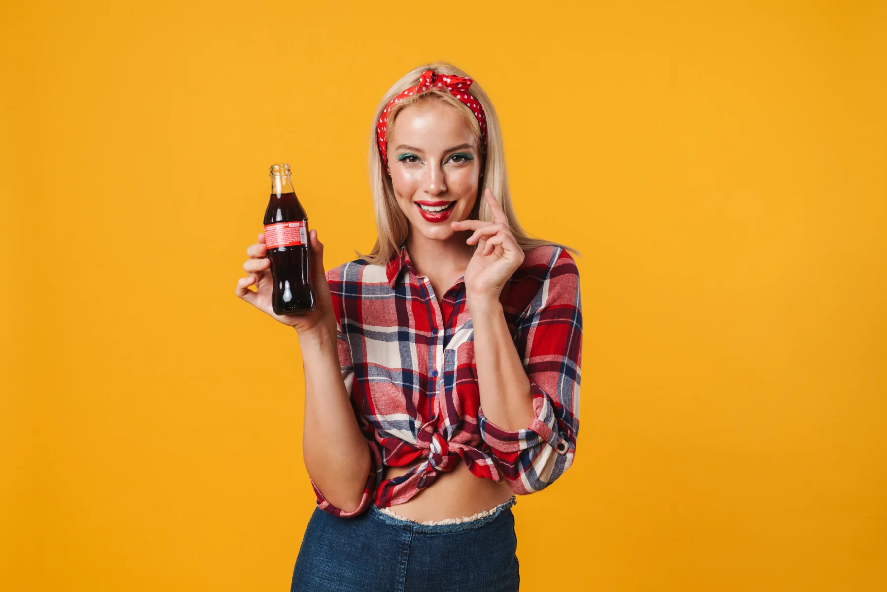 12 nepričakovanih načinov, kako uporabiti Coca-Colo v gospodinjstvu: ne boste je več pili – z njo boste čistili!