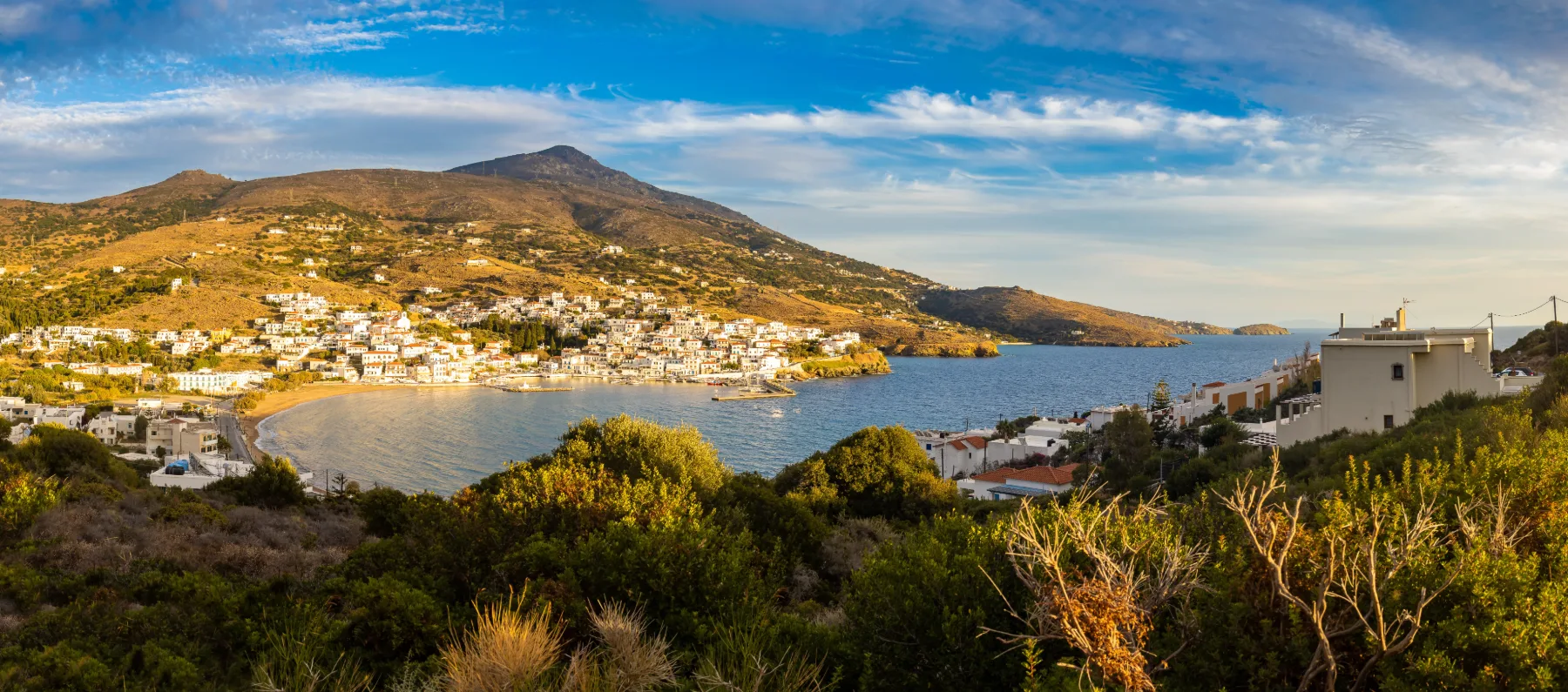 20+ najlepših grških otokov za poletje 2025 – brez gneče, le turkizno morje in mirne plaže!