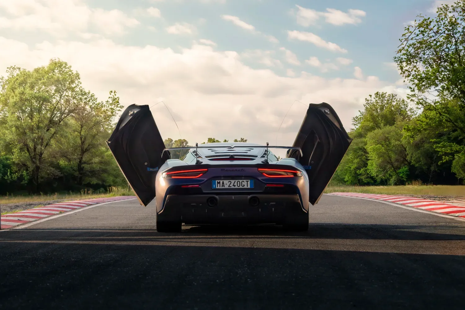 2025 Maserati GT2 Stradale: legaliziran dirkalnik