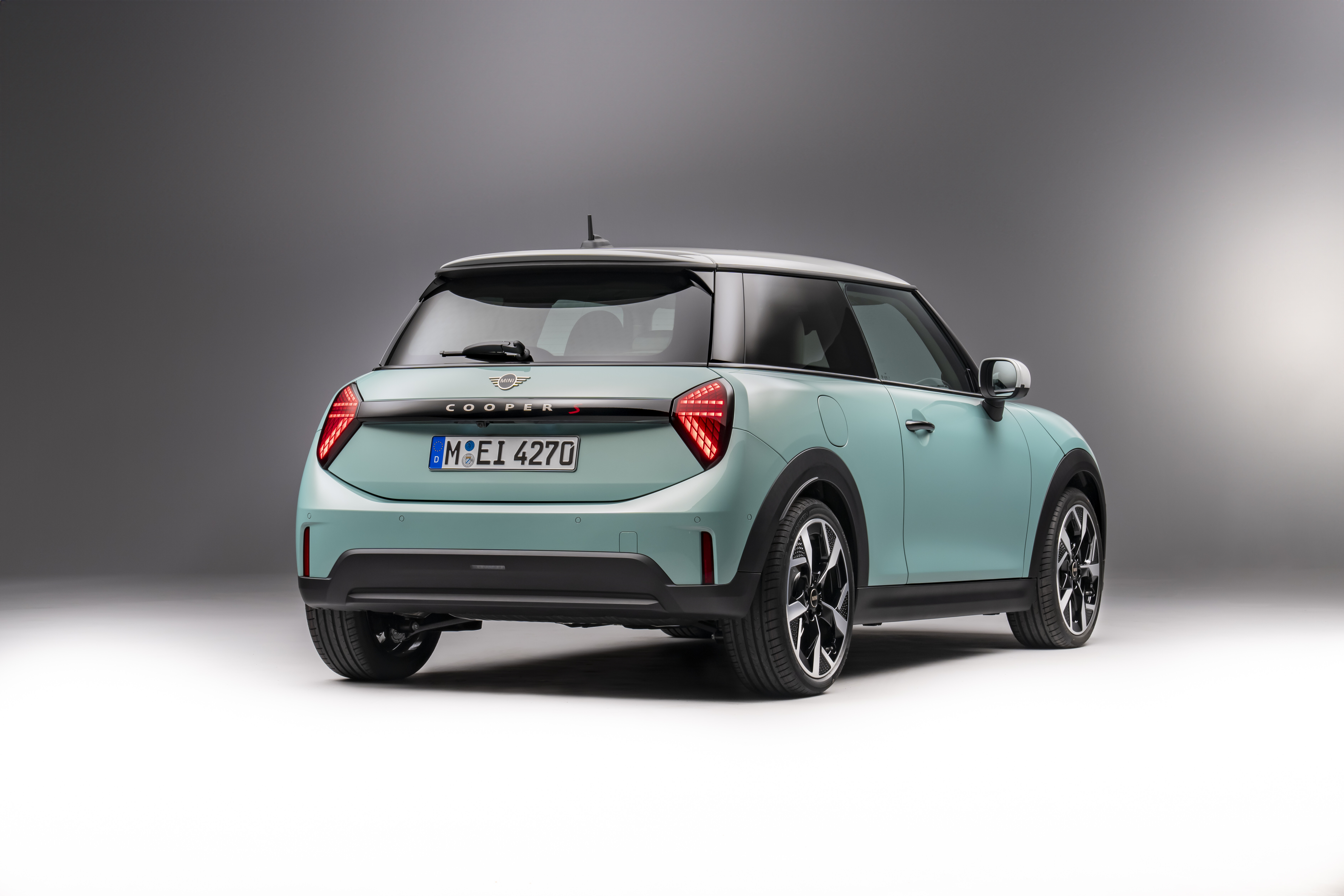 2025 Mini Cooper C in S : Tradicija se nadaljuje z bencinskim motorjem