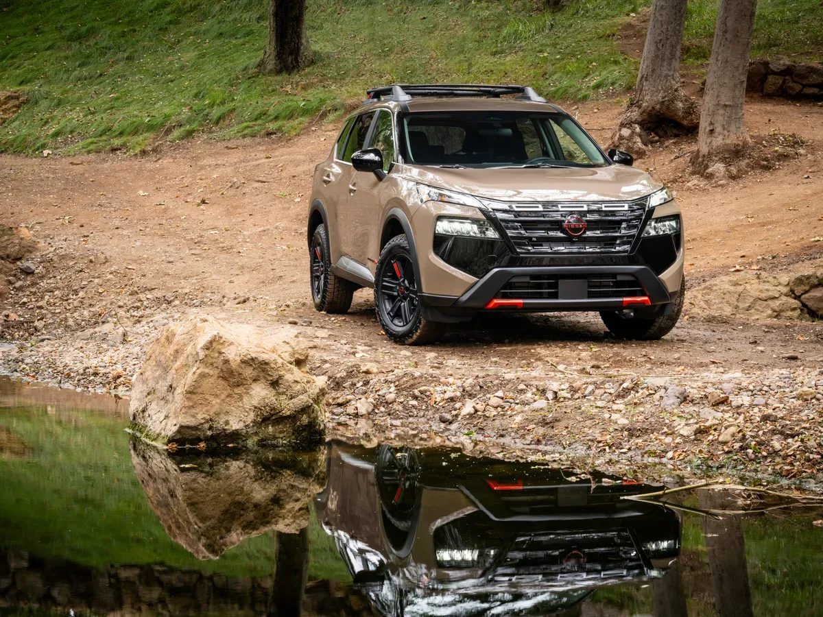 2025 Nissan Rogue (X-Trail): pripravljen na pustolovščine z novo Rock Creek Edicijo in naprednimi tehnologijami