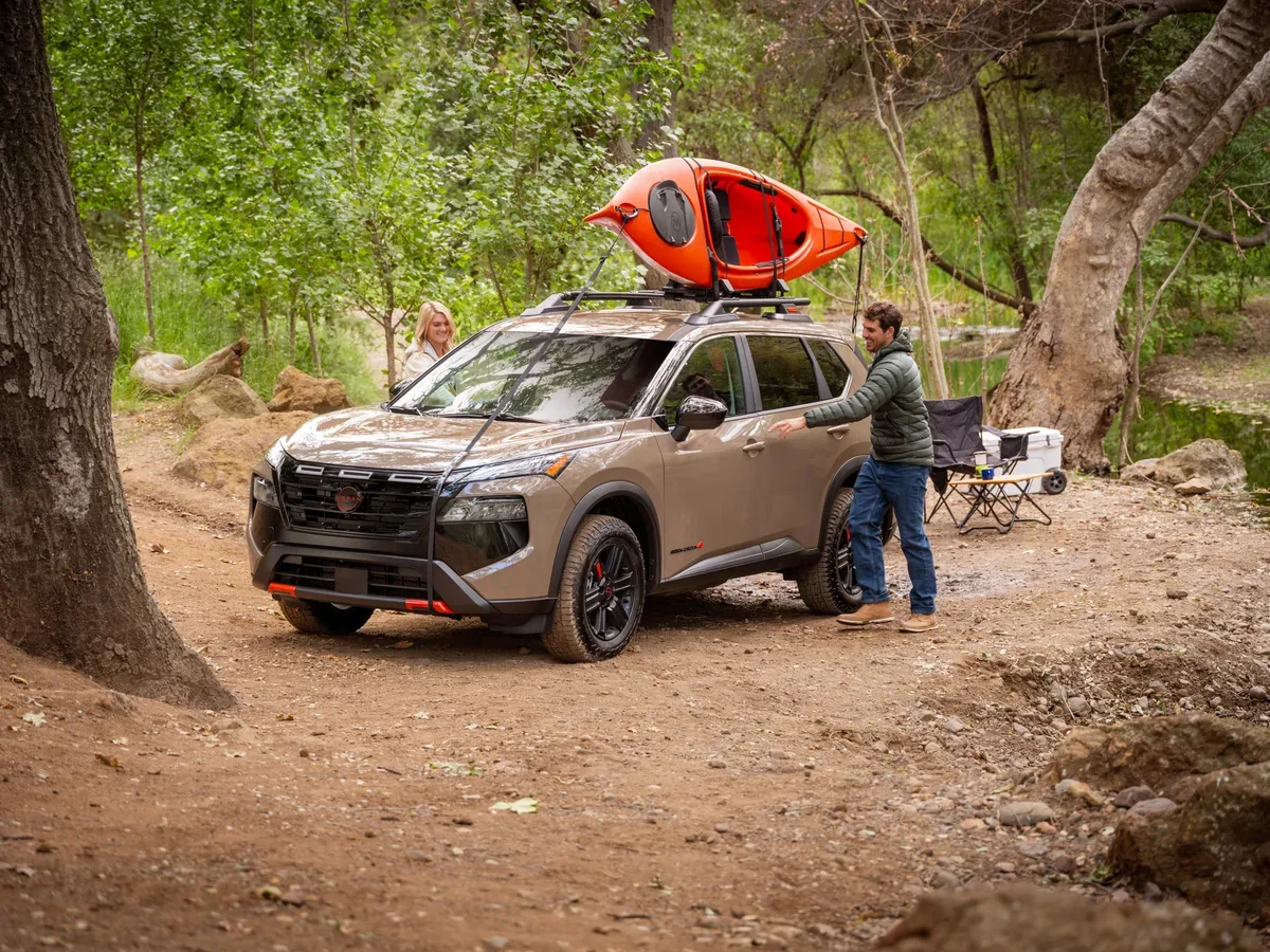 2025 Nissan Rogue (X-Trail): pripravljen na pustolovščine z novo Rock Creek Edicijo in naprednimi tehnologijami