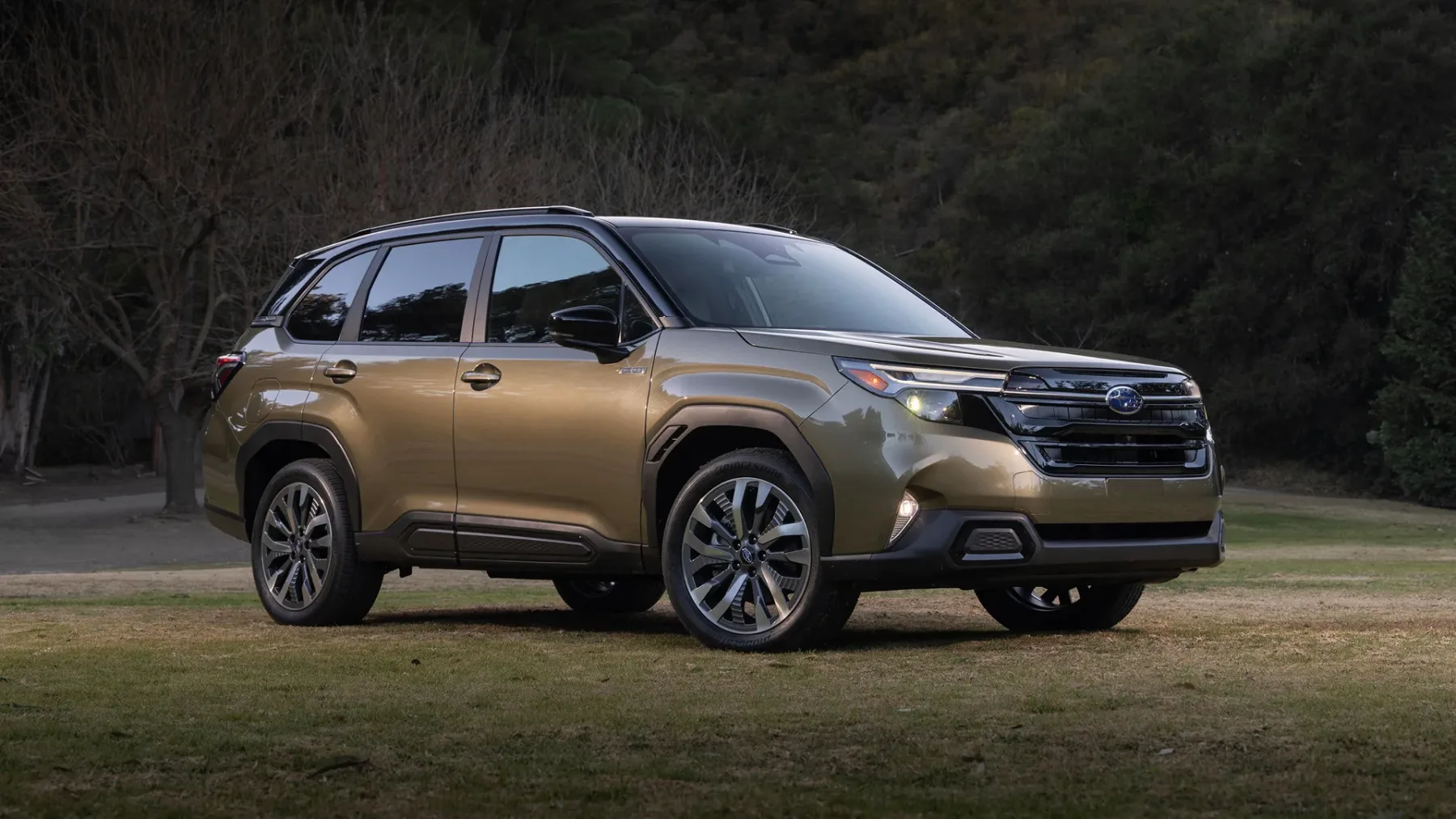 2025 Subaru Forester Hybrid: Subarujev prvi hibridni SUV je tu!