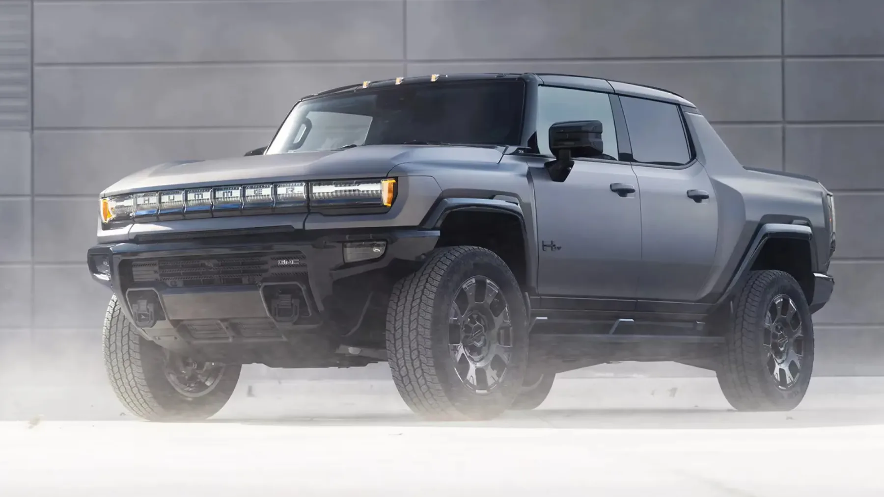 2026 GMC Hummer EV: Najbolj absurden električni avto na svetu – in to je kompliment