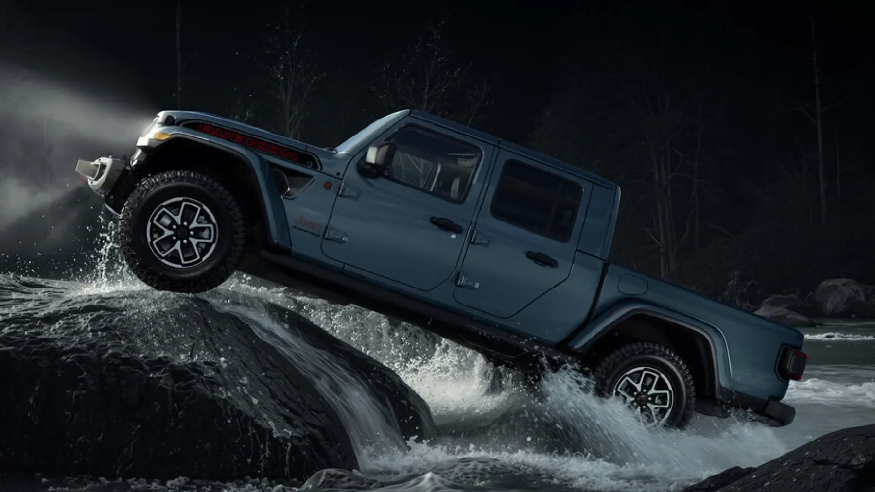 2026 Jeep Gladiator Shadow Ops: Prvi poltovornjak s tovarniškim vitlom, pripravljen na apokalipso ali šolski izlet