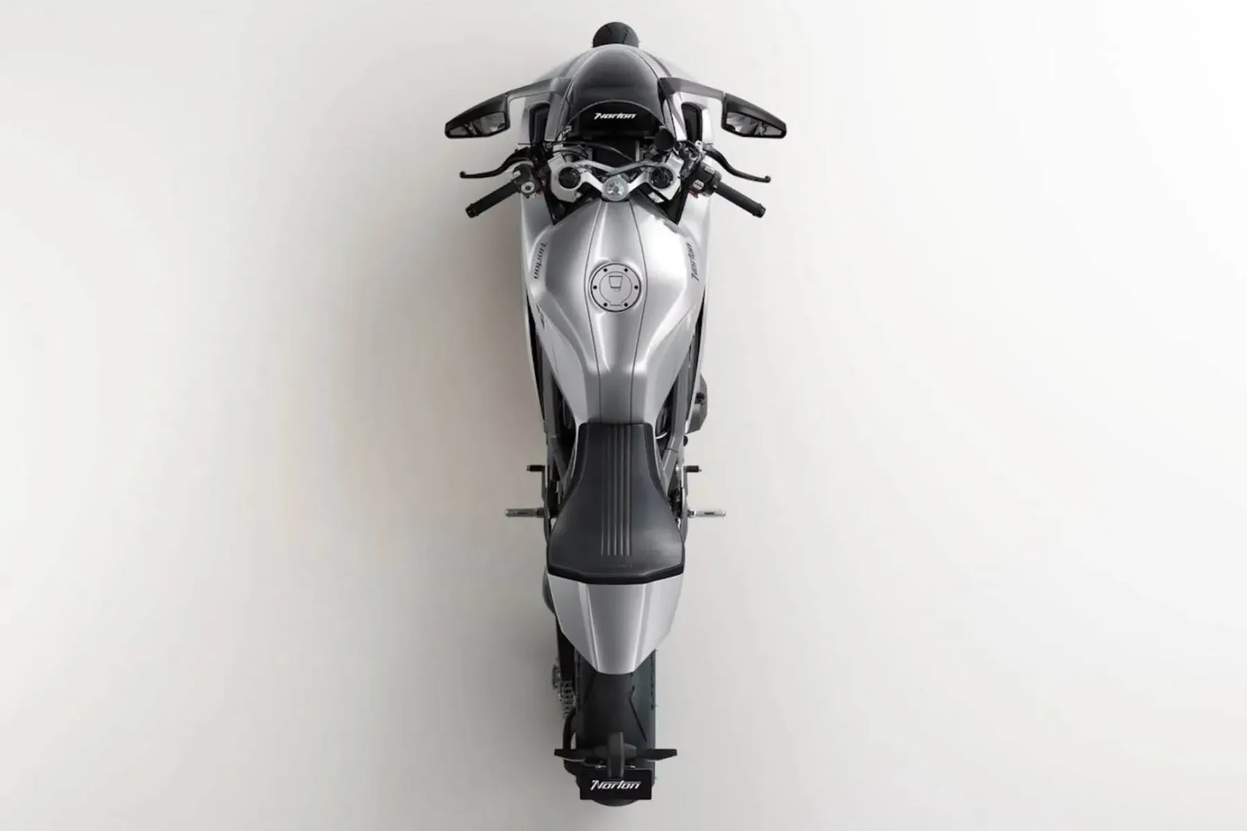 2026 Norton Manx R – britanski povratek med 200 »konjske« superbike, brez krilc, veliko karakterja in stilom