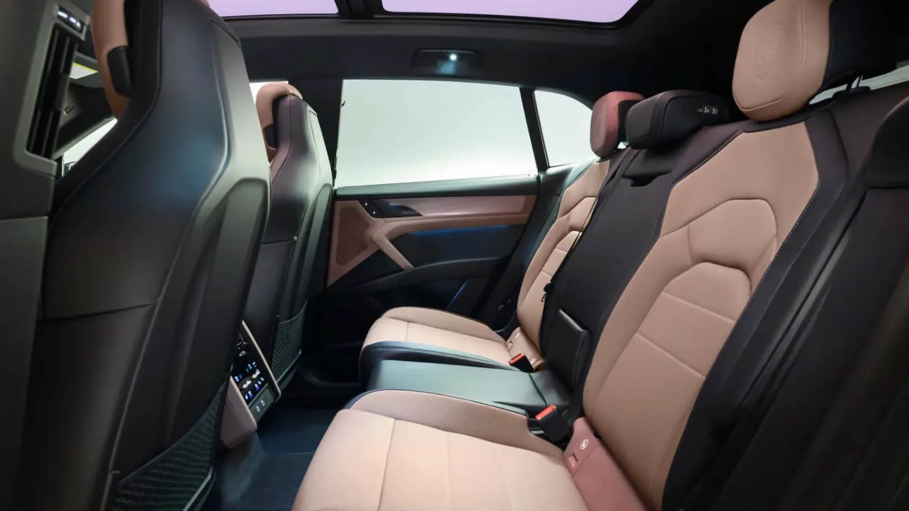 2026 Porsche Cayenne Electric: Najmočnejši Porsche vseh časov – ni brez napak