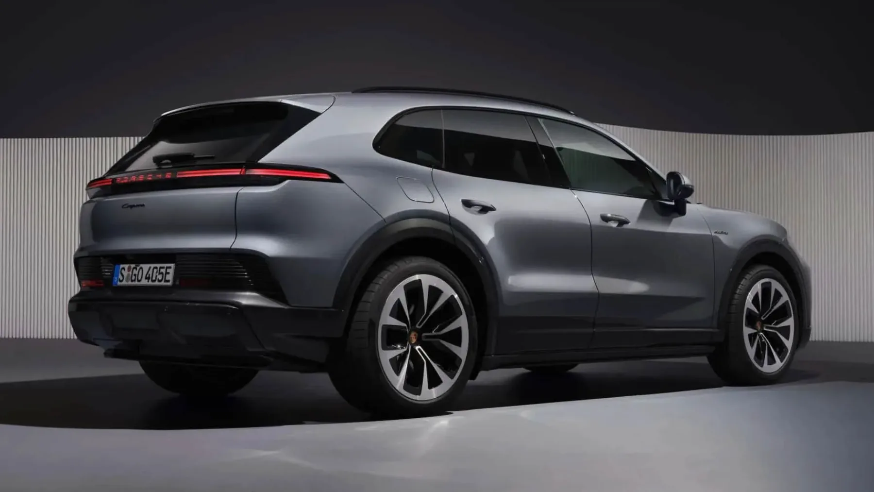 2026 Porsche Cayenne Electric: Najmočnejši Porsche vseh časov – ni brez napak