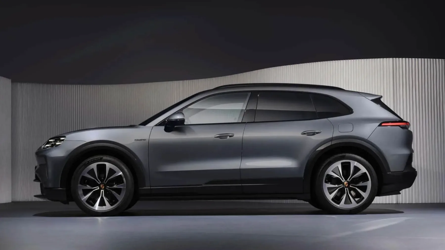 2026 Porsche Cayenne Electric: Najmočnejši Porsche vseh časov – ni brez napak