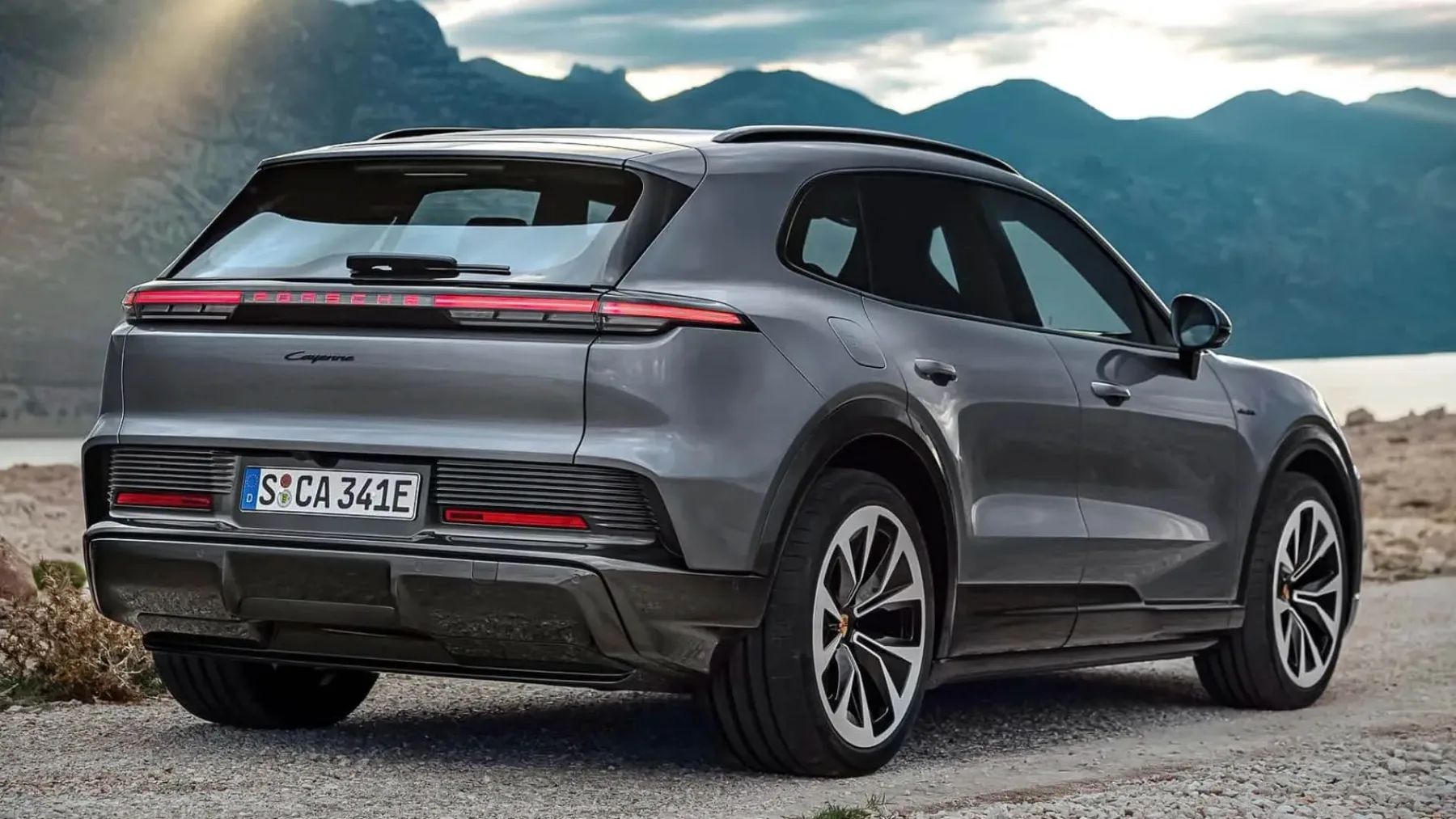 2026 Porsche Cayenne Electric: Najmočnejši Porsche vseh časov – ni brez napak