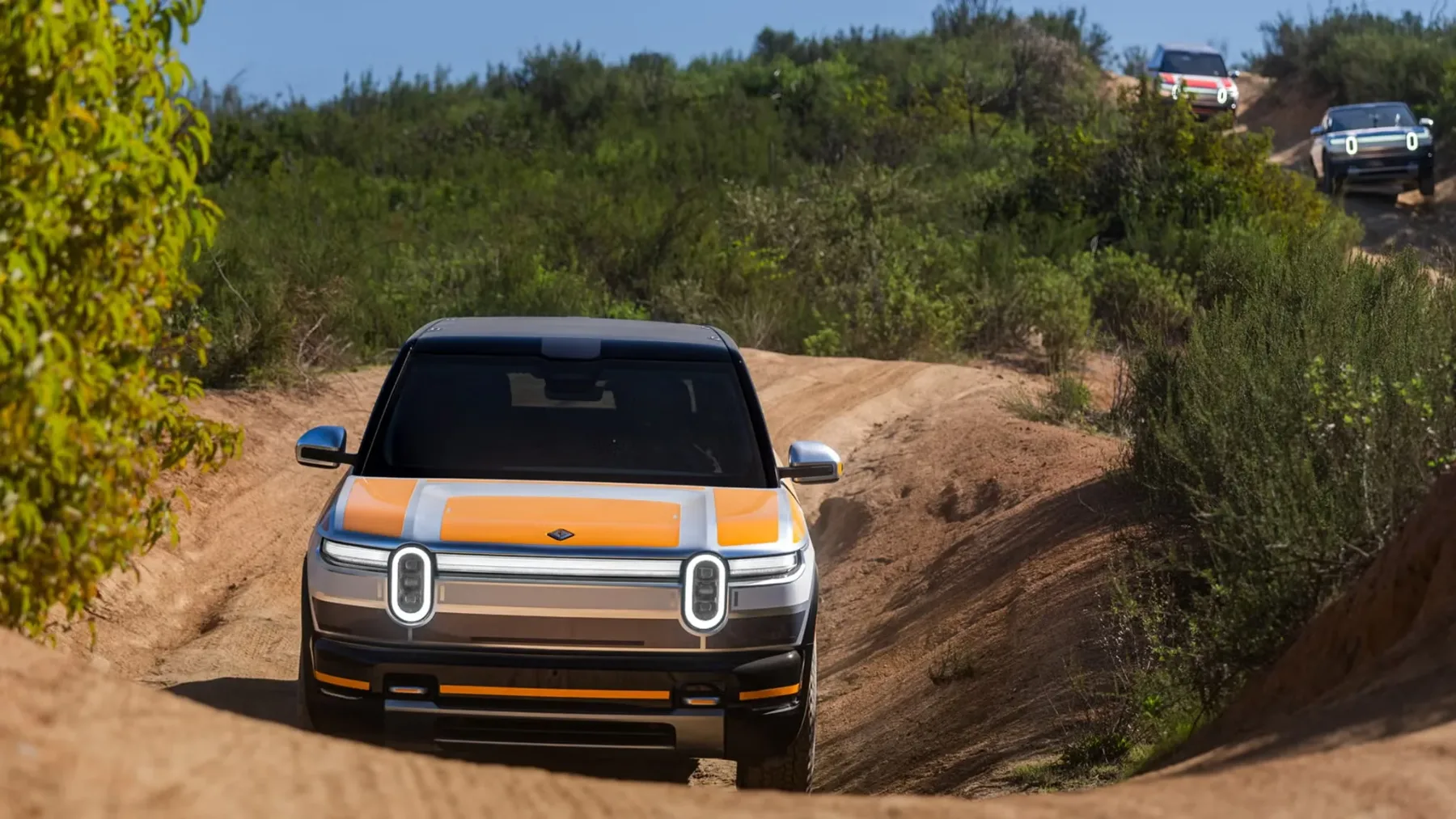 2026 Rivian R2: Ameriški »Baby« SUV, ki želi ubiti Teslo Model Y in pri tem ostati kulska avantura