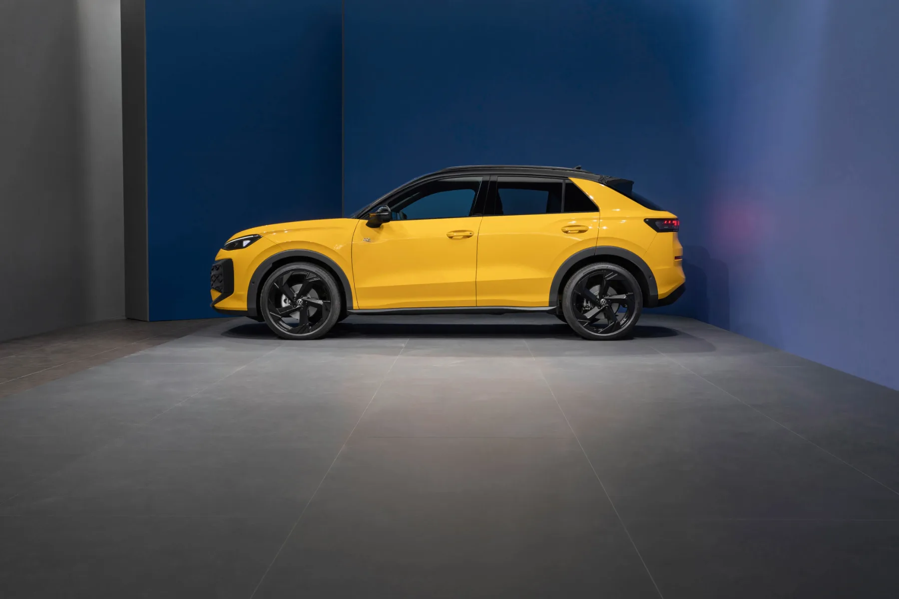 2026 Volkswagen T-Roc: Golf na visokih petah, ki ne spotakne