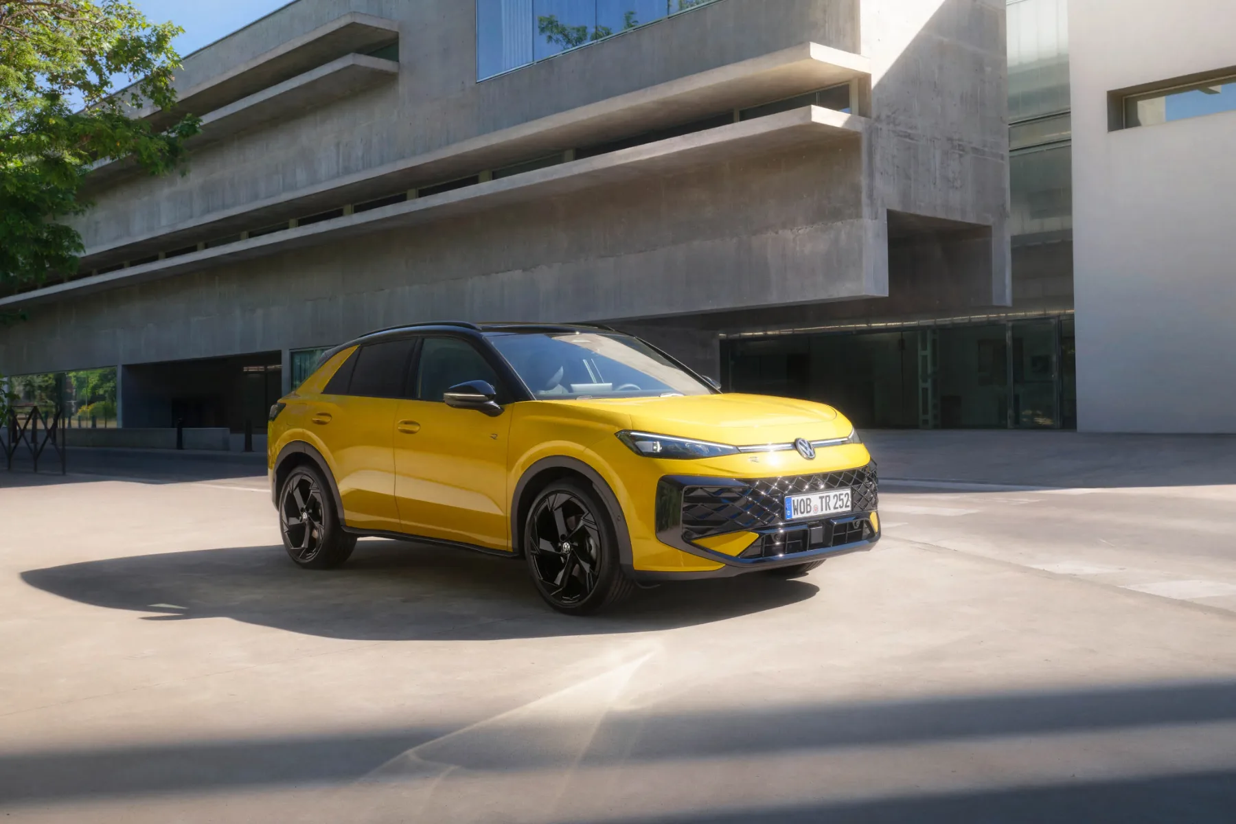 2026 Volkswagen T-Roc: Golf na visokih petah, ki ne spotakne