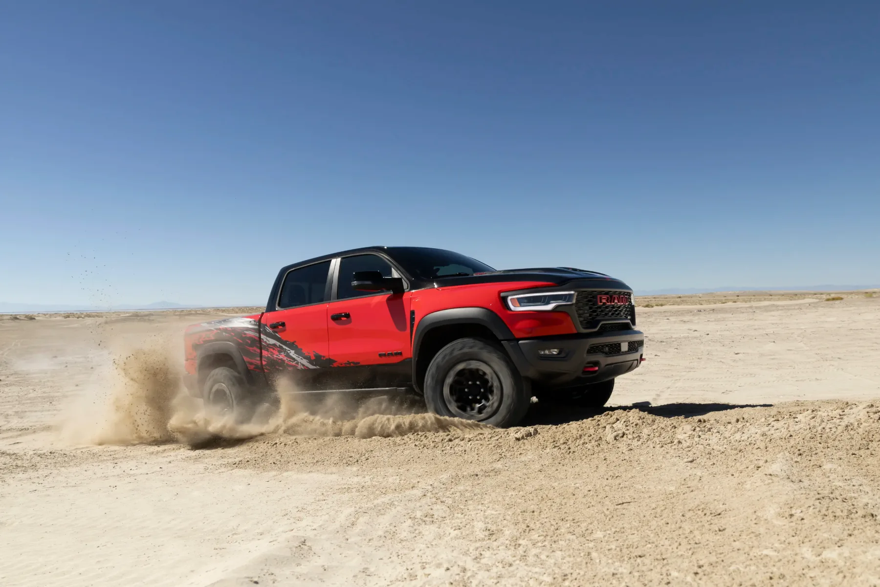 2027 Ram 1500 SRT TRX: 777 “konjev”, s katerimi se T-Rex vrača na vrh prehranjevalne verige