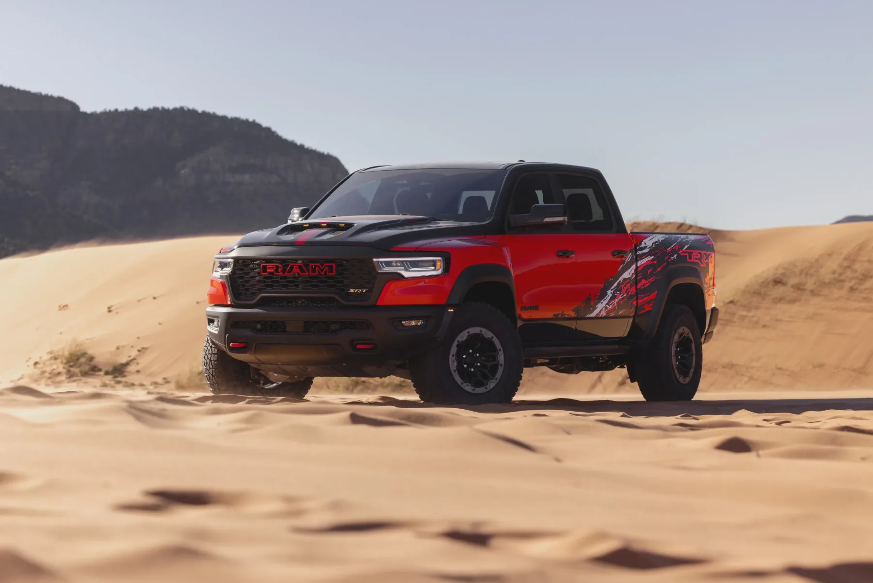 2027 Ram 1500 SRT TRX: 777 “konjev”, s katerimi se T-Rex vrača na vrh prehranjevalne verige