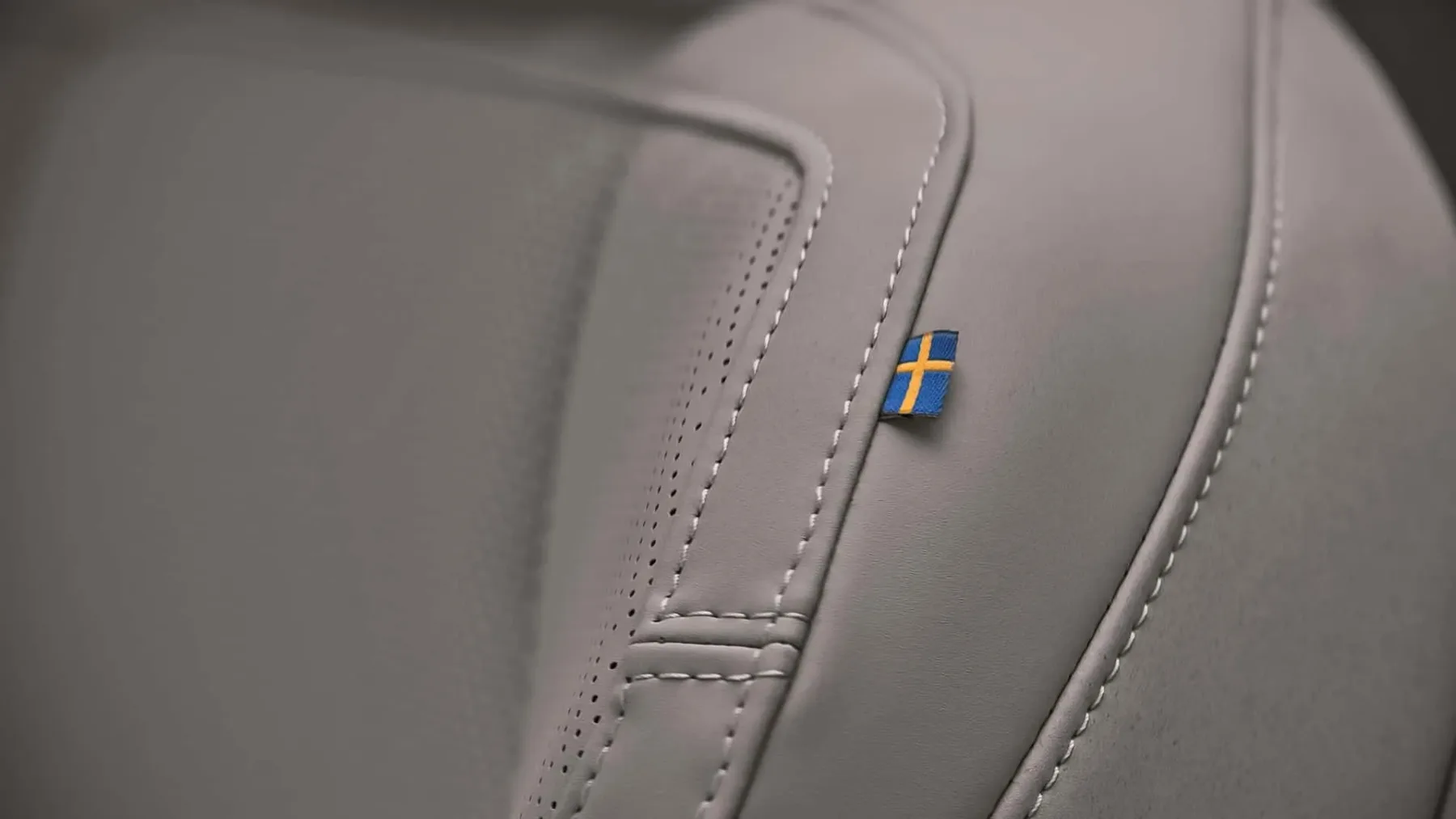 2027 Volvo EX60: Švedska raketa s 670 konji – je to končno ‘pravi’ električni avto?
