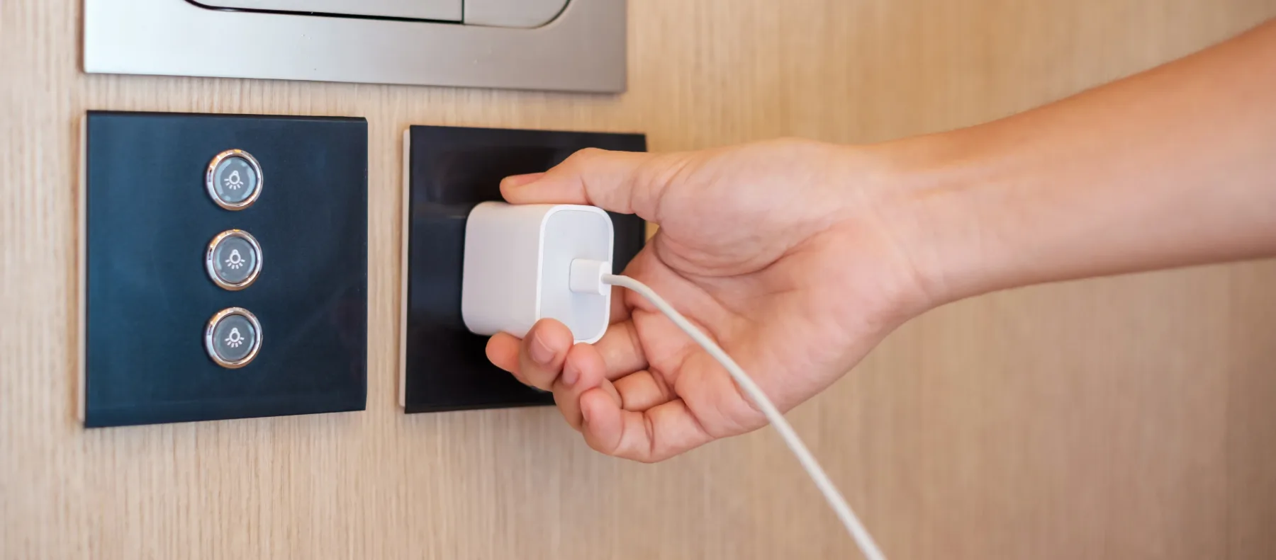 5 naprav, ki skrivaj zvišujejo tvoje stroške za elektriko: Nasveti za nižji račun za elektriko