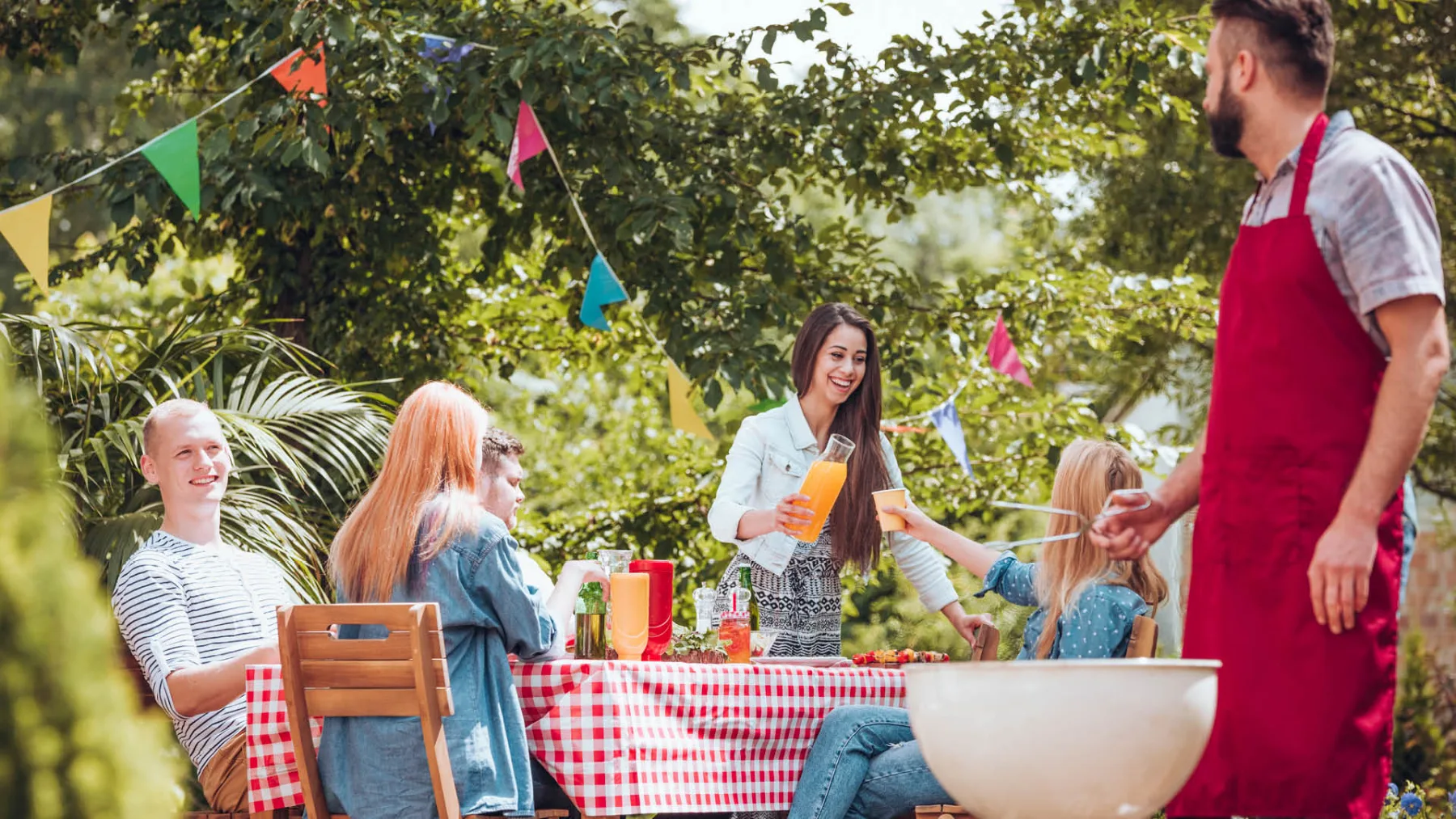 5 “next-level” hladnih prilog za popoln BBQ piknik: Kraljice žara, ki jih pripravite vnaprej
