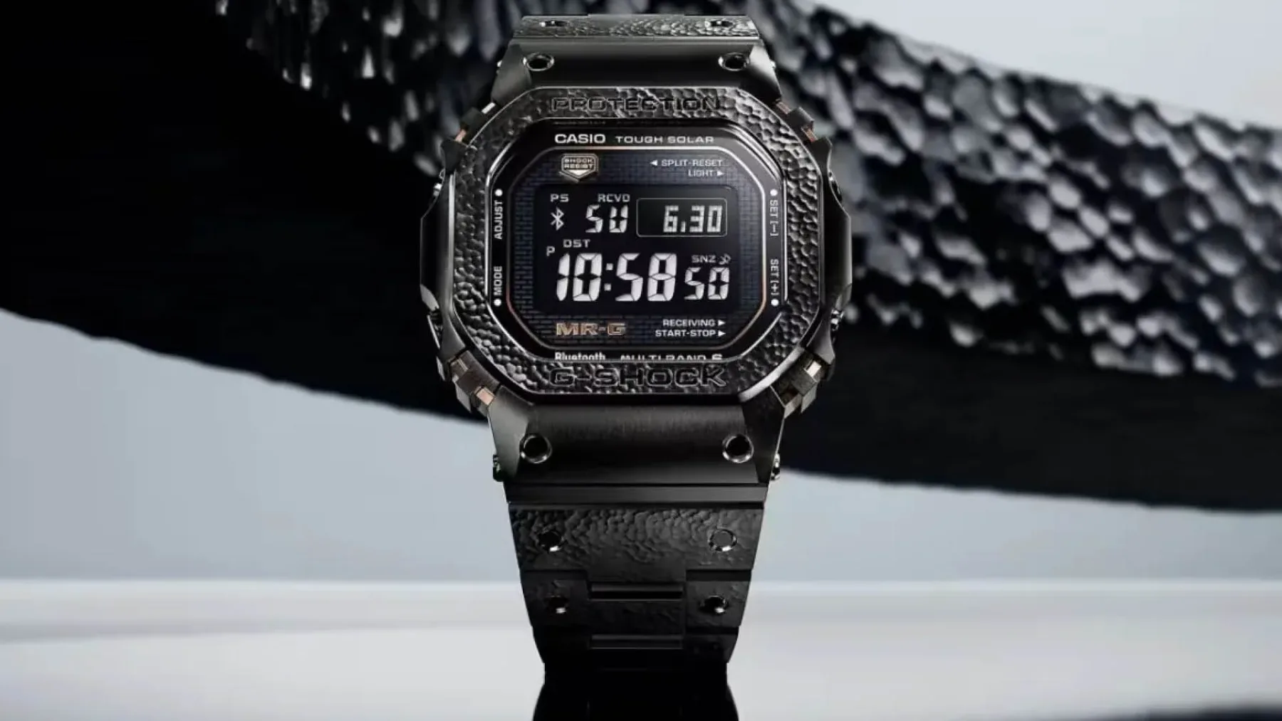7.500 € za Casio G-Shock MRG-B5000HT – kvadratna ikona iz ročno kovane titanijeve umetnosti