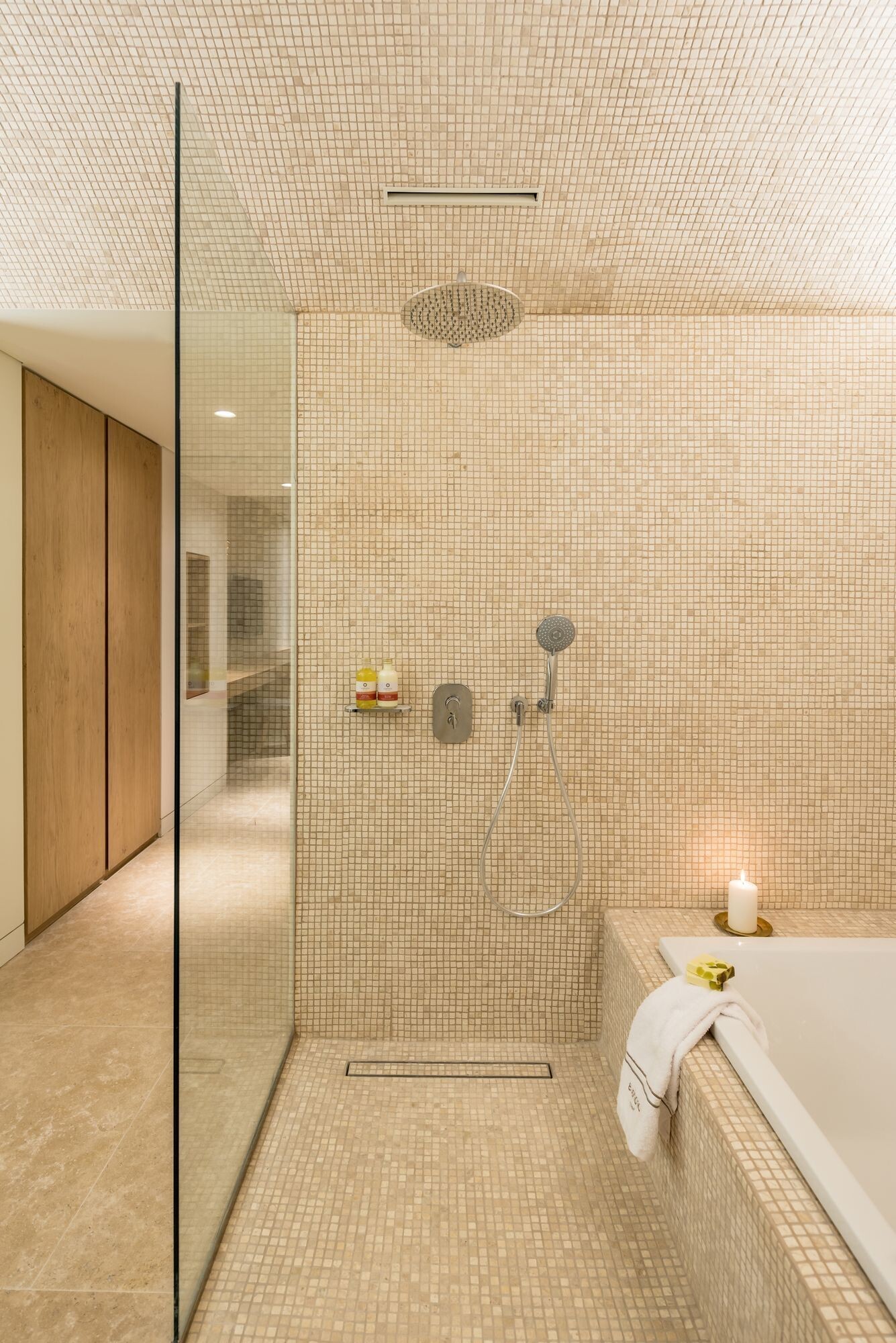 Euphoria Retreat, Mystras