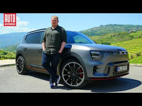 8 izjemnih družinskih avtomobilskih novosti 2025 – prvega polletja: od električnih pustolovščin do retro ikon – kjer ni legendarnih BMW, Mercedes in Audi