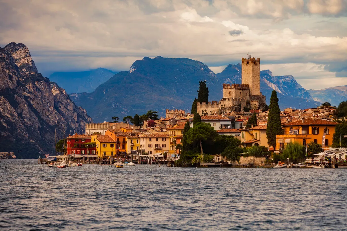 8 najlepših majhnih mest v Italiji, ki so boljša ideja kot še en selfi pred Kolosejem