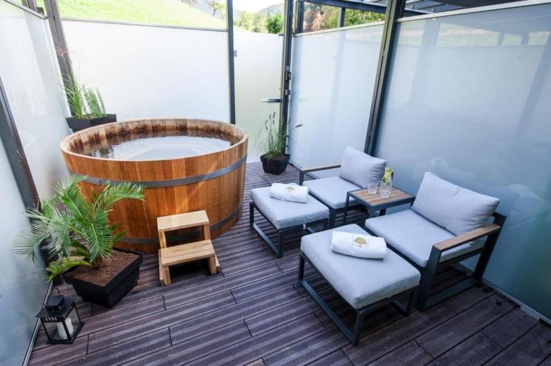 8 romantičnih hišk z jacuzzijem v Sloveniji